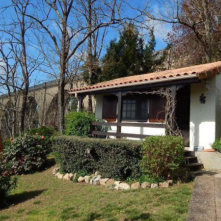 The Petite Chalet Chambre D'Hotes L'Isle-Jourdain  Buitenkant foto