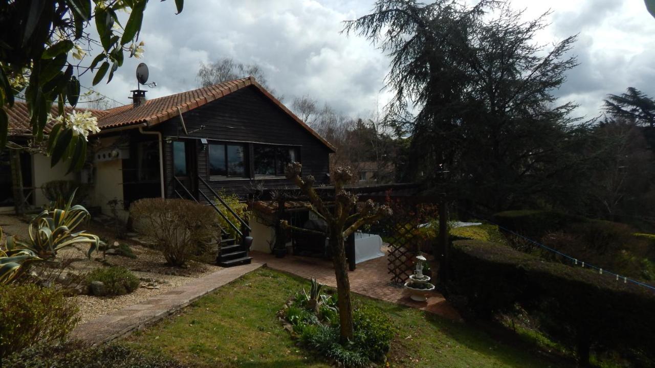 The Petite Chalet Chambre D'Hotes L'Isle-Jourdain  Buitenkant foto
