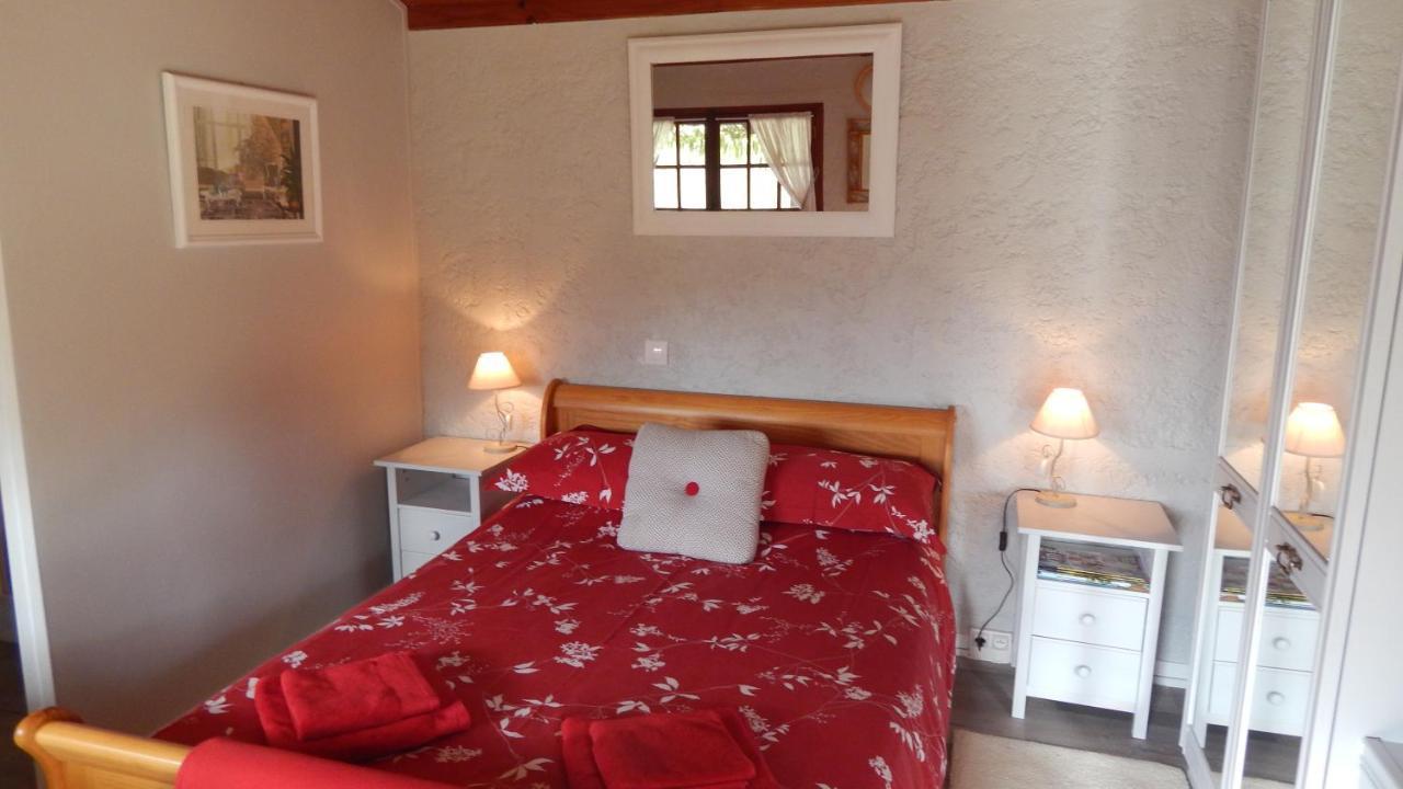 The Petite Chalet Chambre D'Hotes L'Isle-Jourdain  Buitenkant foto