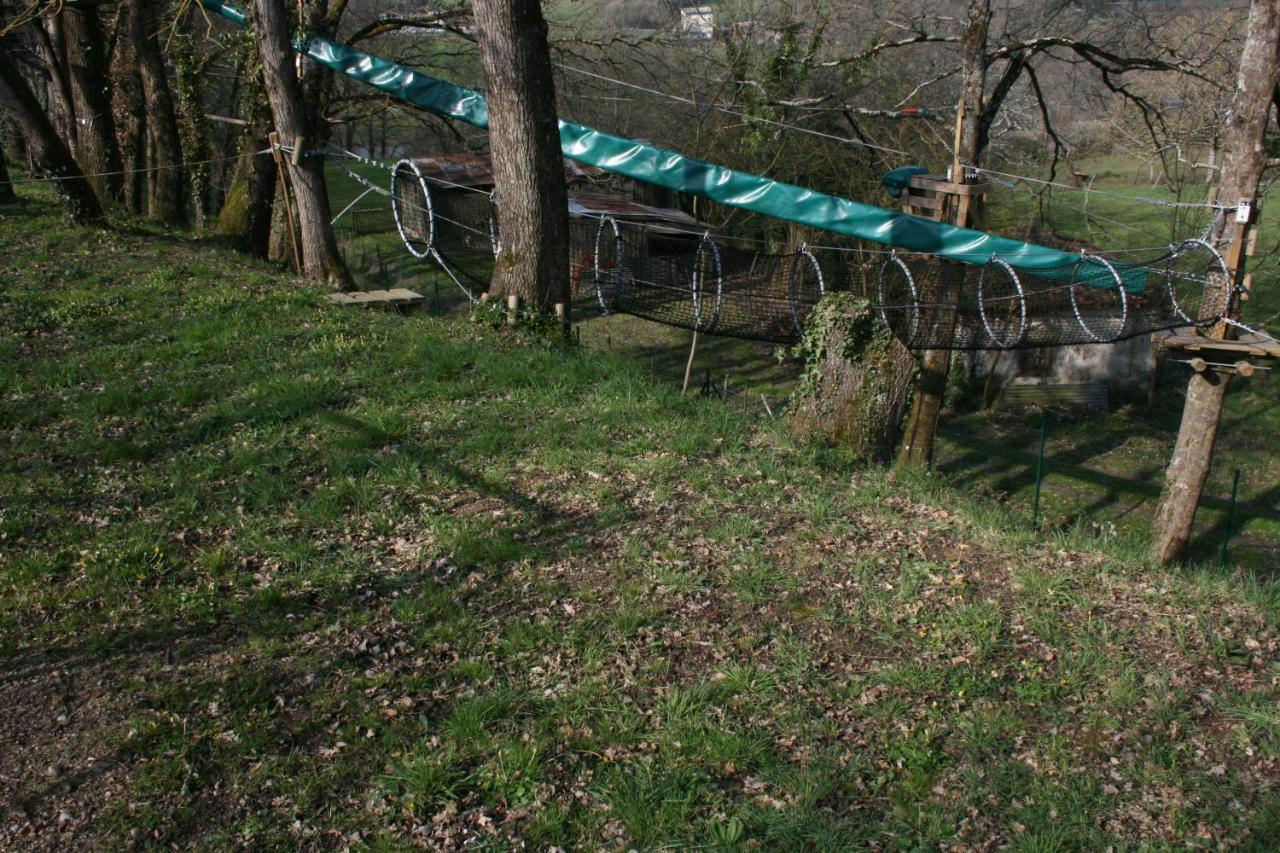 The Petite Chalet Chambre D'Hotes L'Isle-Jourdain  Buitenkant foto
